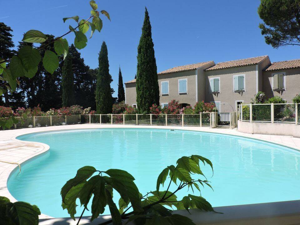 Maison 3 pièces 50 m² · à Sainte-Cécile-les-Vignes · 50 m² · 777 €