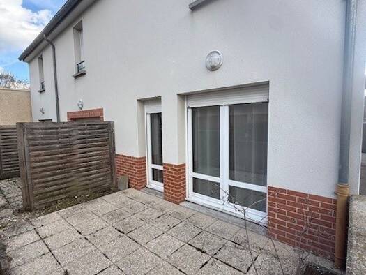 Maison à louer 840 € 3 pièces 2 chambres 62,9 m² 10 m² de terrain Renancourt Amiens 80000