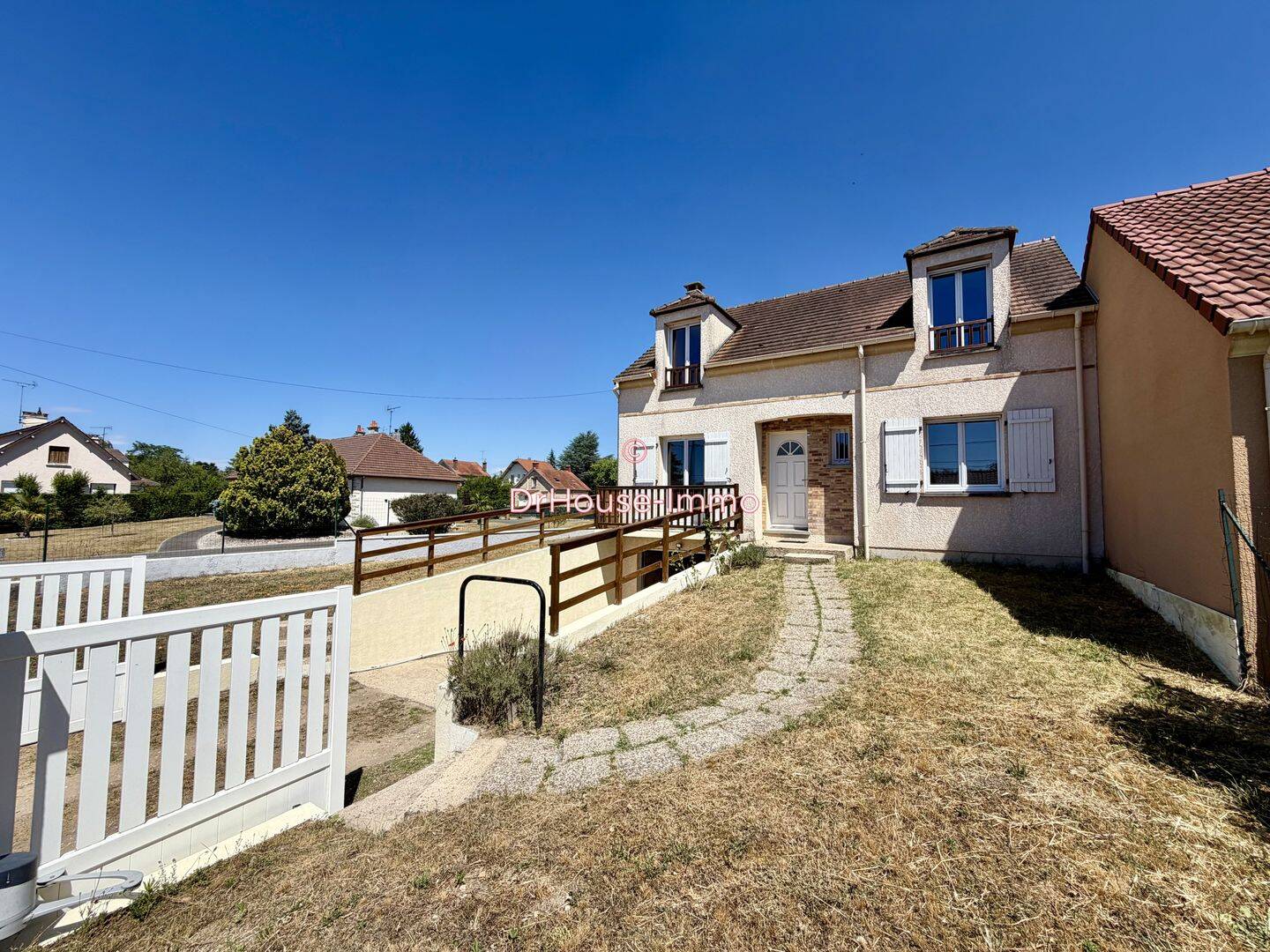 Maison 6 pièces 96 m² · à Dordives · 96 m² · 184 000 €