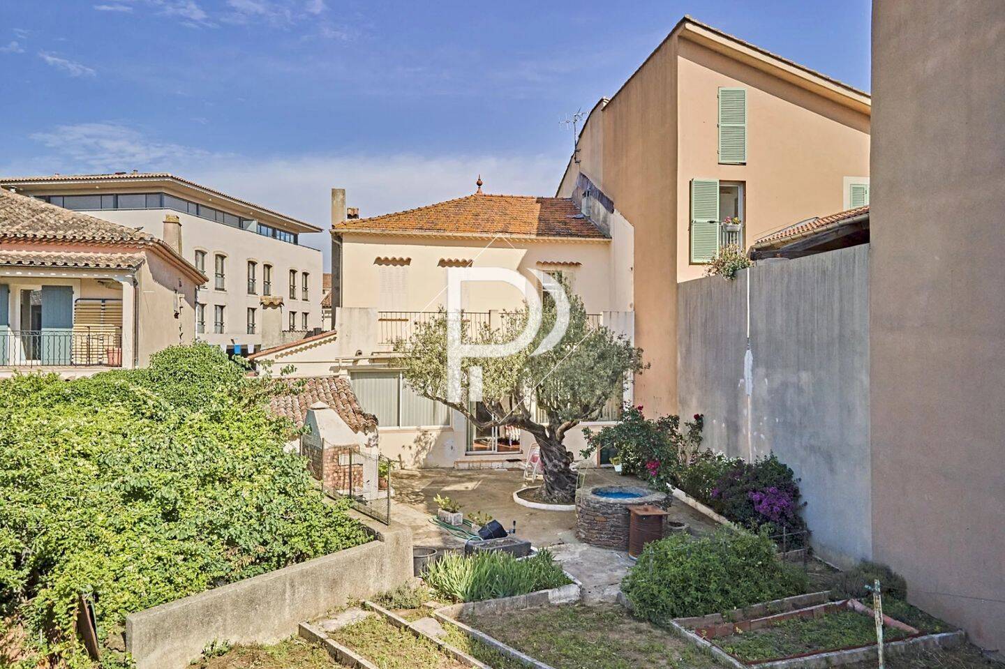 Maison 8 pièces 177 m² · à Cogolin · 177 m² · 690 000 €