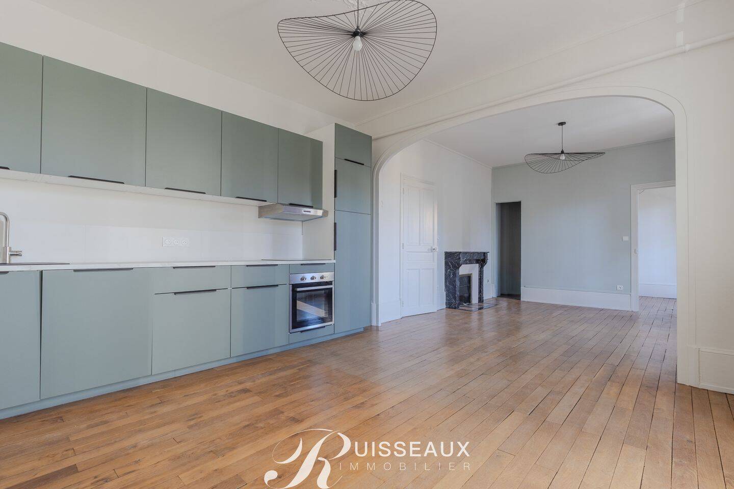 Appartement 4 pièces 84 m² · à Dijon · 83,9 m² · 299 000 €