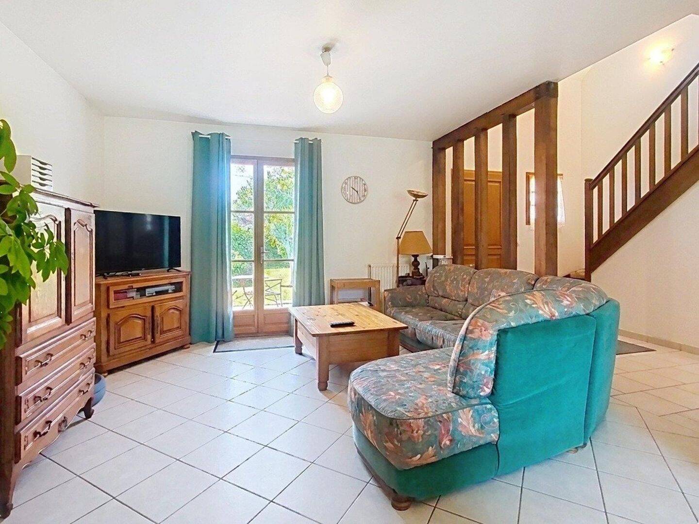Maison 5 pièces 110 m² · à Mesnils-sur-Iton · 110 m² · 240 350 €