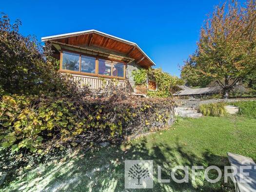 Maison à vendre 254 400 € 3 pièces 2 chambres 65 m² 1 012 m² de terrain Guillestre 05600