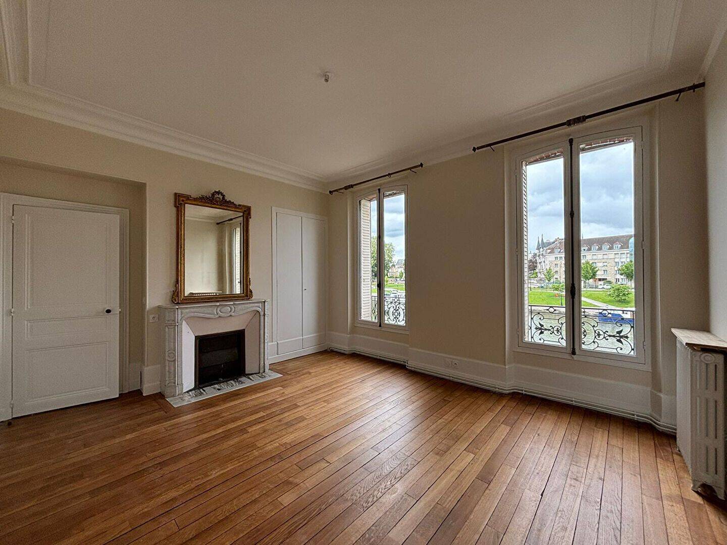 Appartement 3 pièces 79 m² · à Sens · 79 m² · 1 000 €