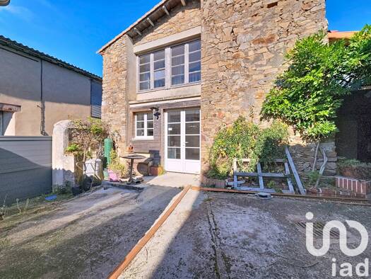 Maison à vendre 238 500 € 7 pièces 4 chambres 207 m² 295 m² de terrain Orée d'Anjou 49270
