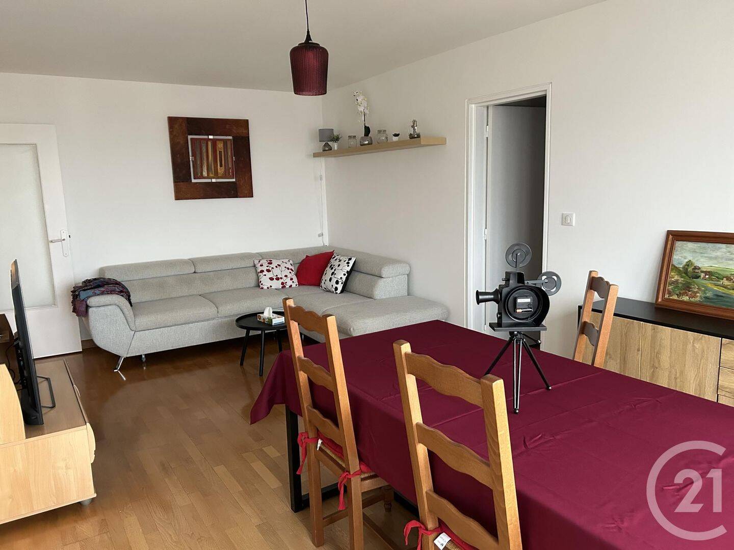 Appartement 3 pièces 80 m² · à Fécamp · 79,6 m² · 850 €/mois