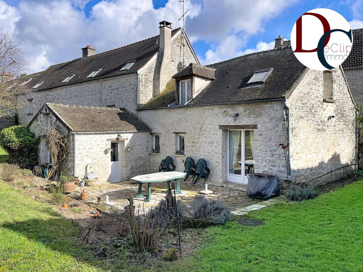 Maison 8 pièces 226 m² · à Senlis · 226 m² · 690 000 €