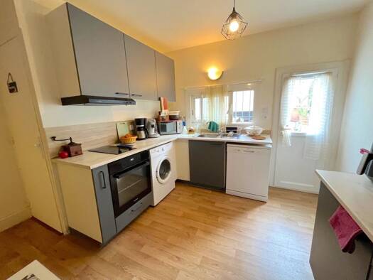 Maison à vendre 285 000 € 3 pièces 2 chambres 76 m² 185 m² de terrain Pin Vert Aubagne 13400