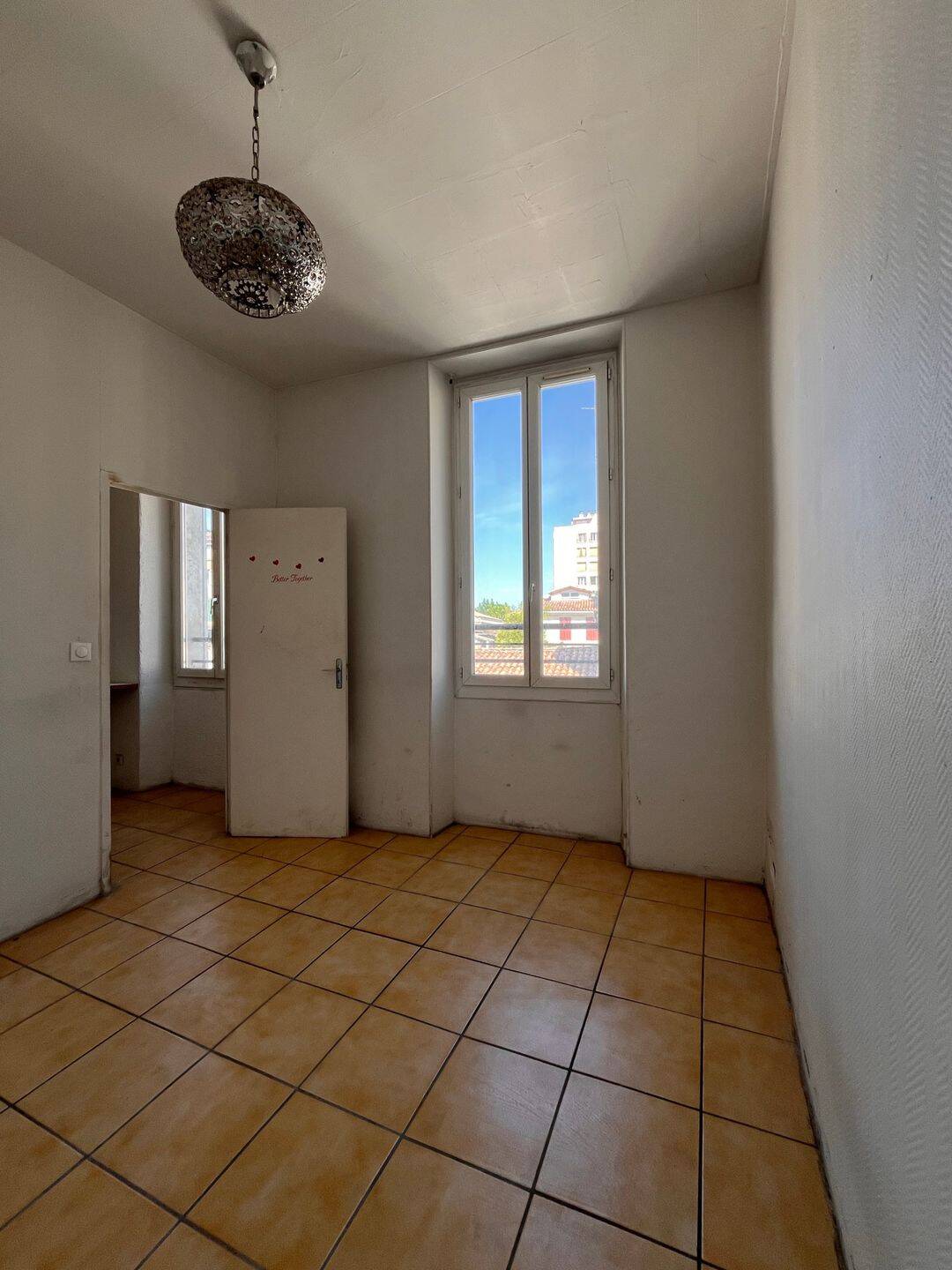 Appartement 2 pièces 48 m² · à Marseille 4ème Arrondissement · 48 m² · 125 000 €