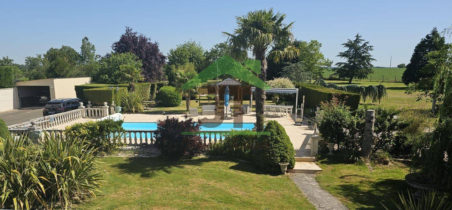 Maison 6 pièces 170 m² · à Châteaudun · 170 m² · 349 000 €