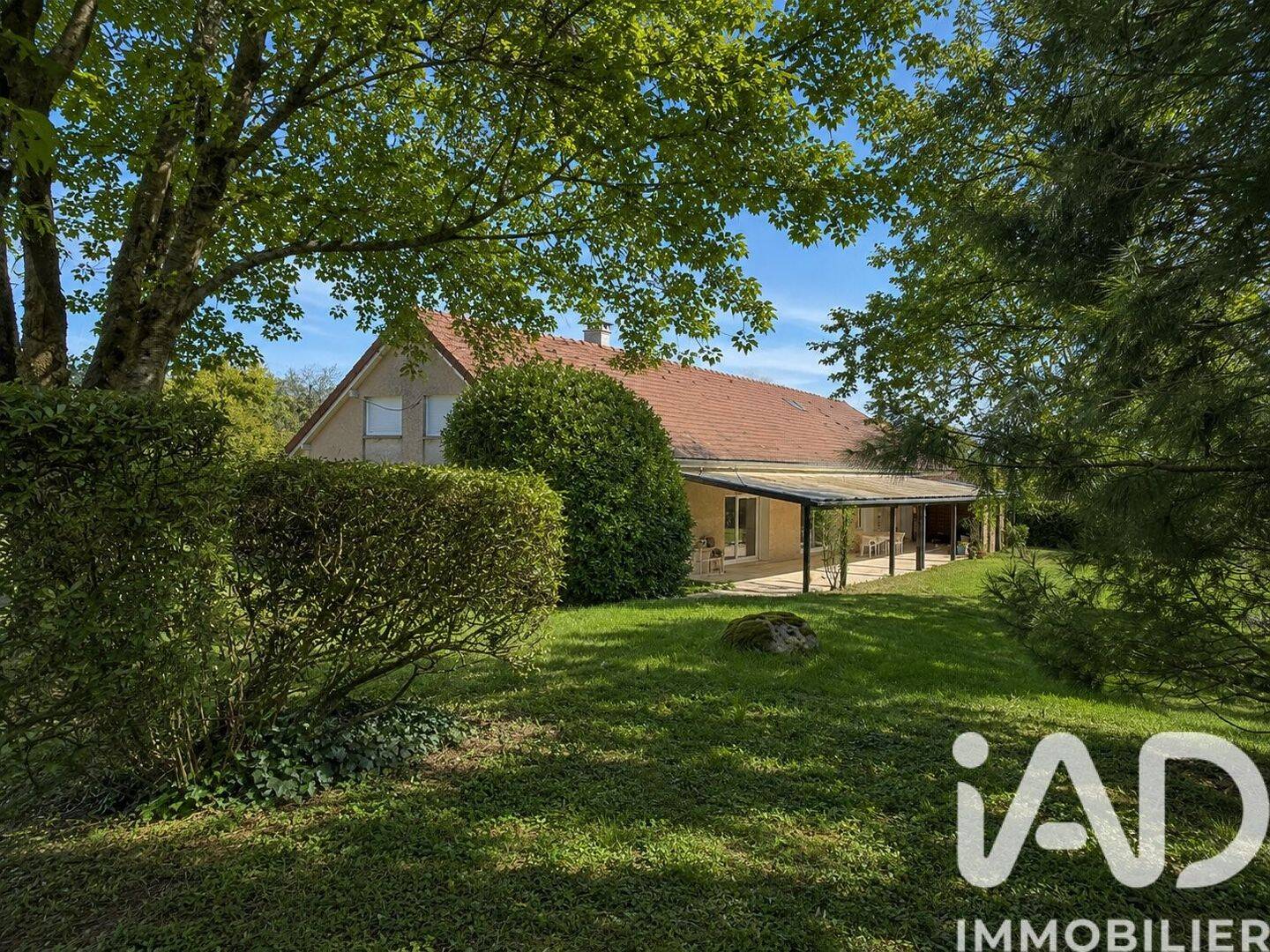 Maison 7 pièces 220 m² · à Brugny-Vaudancourt · 220 m² · 399 900 €
