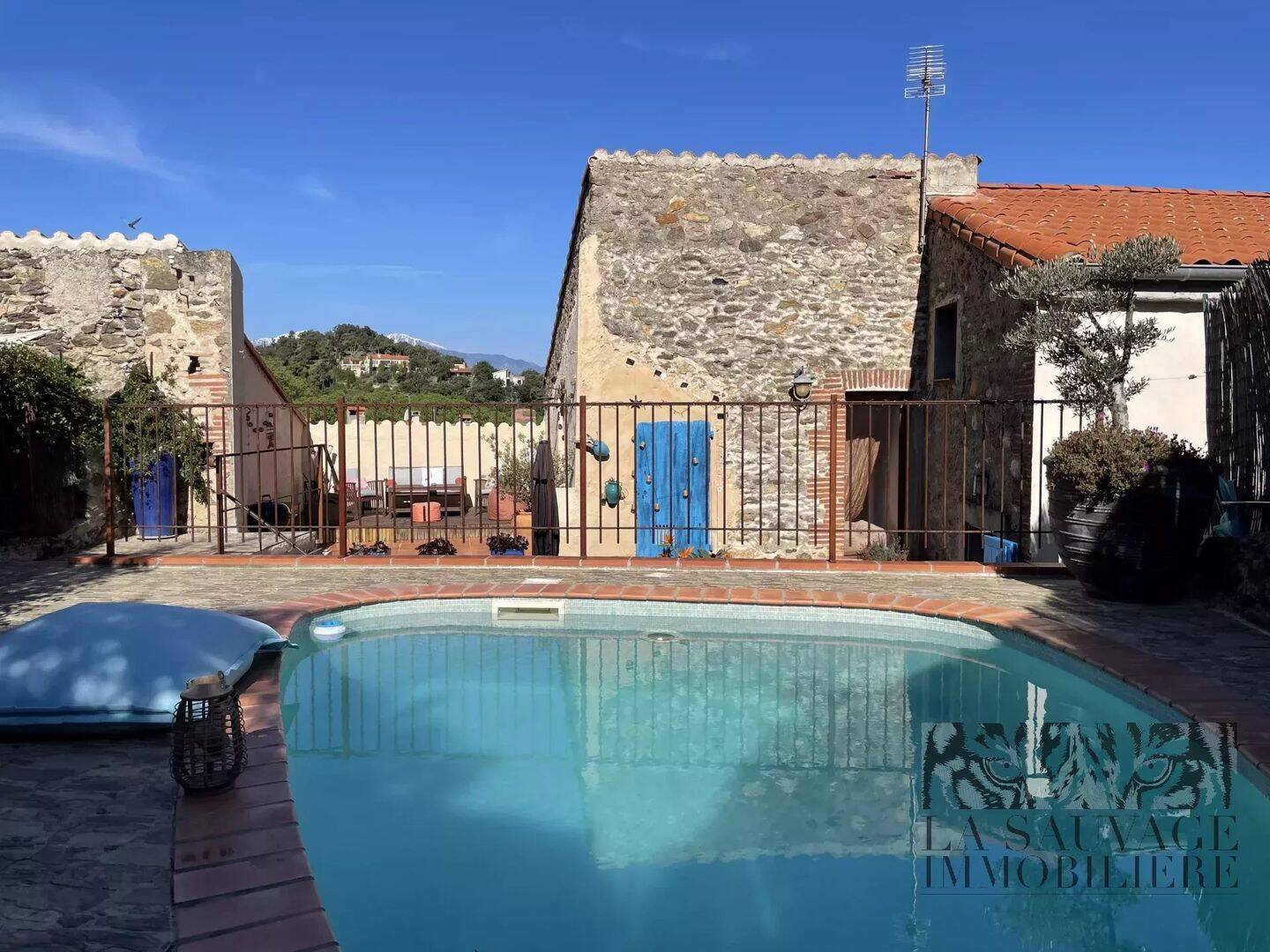 Maison 9 pièces 330 m² · à Montesquieu-des-Albères · 330 m² · 795 000 €