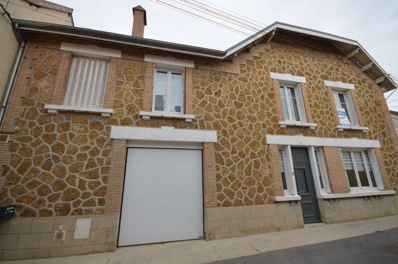 Maison 7 pièces 172 m² · à Damery · 172 m² · 270 000 €