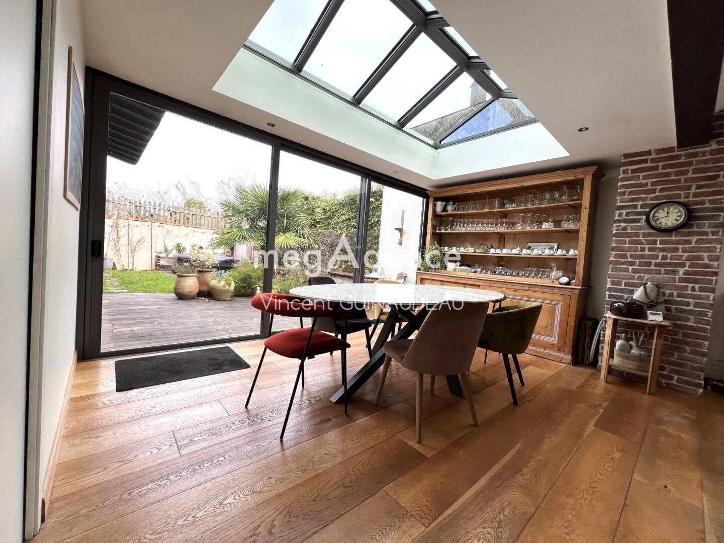 Maison 9 pièces 208 m² · à Mortagne-sur-Sèvre · 208 m² · 387 500 €