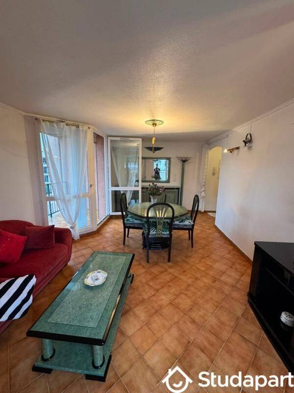 1 pièce 10 m² · à Vallauris · 10 m² · 650 €