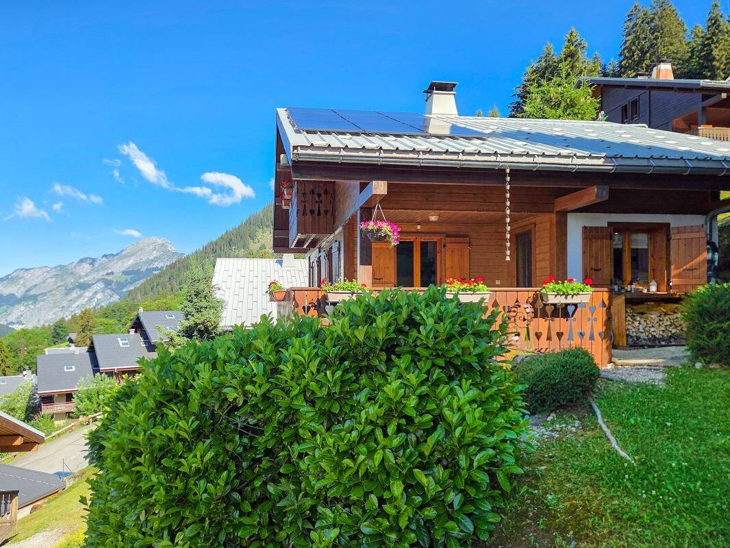 Maison 5 pièces 132 m² · à Châtel · 132 m² · 875 000 €