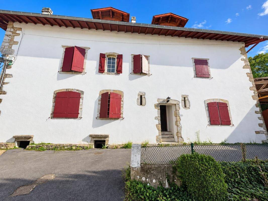 Appartement 4 pièces 92 m² · à Bardos · 91,5 m² · 930 €/mois