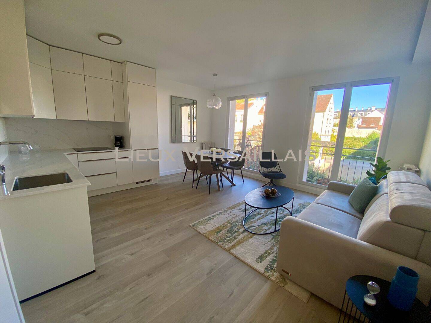 Appartement 3 pièces 60 m² · à Versailles · 59,9 m² · 2 590 €/mois