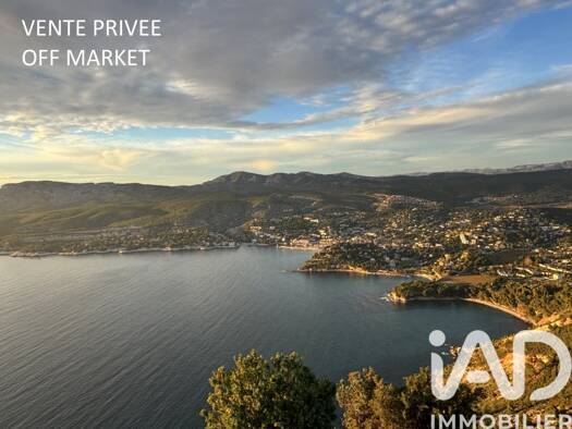 Maison à vendre 1 759 500 € 5 pièces 4 chambres 140 m² 1 052 m² de terrain Petite Couronne Cassis 13260