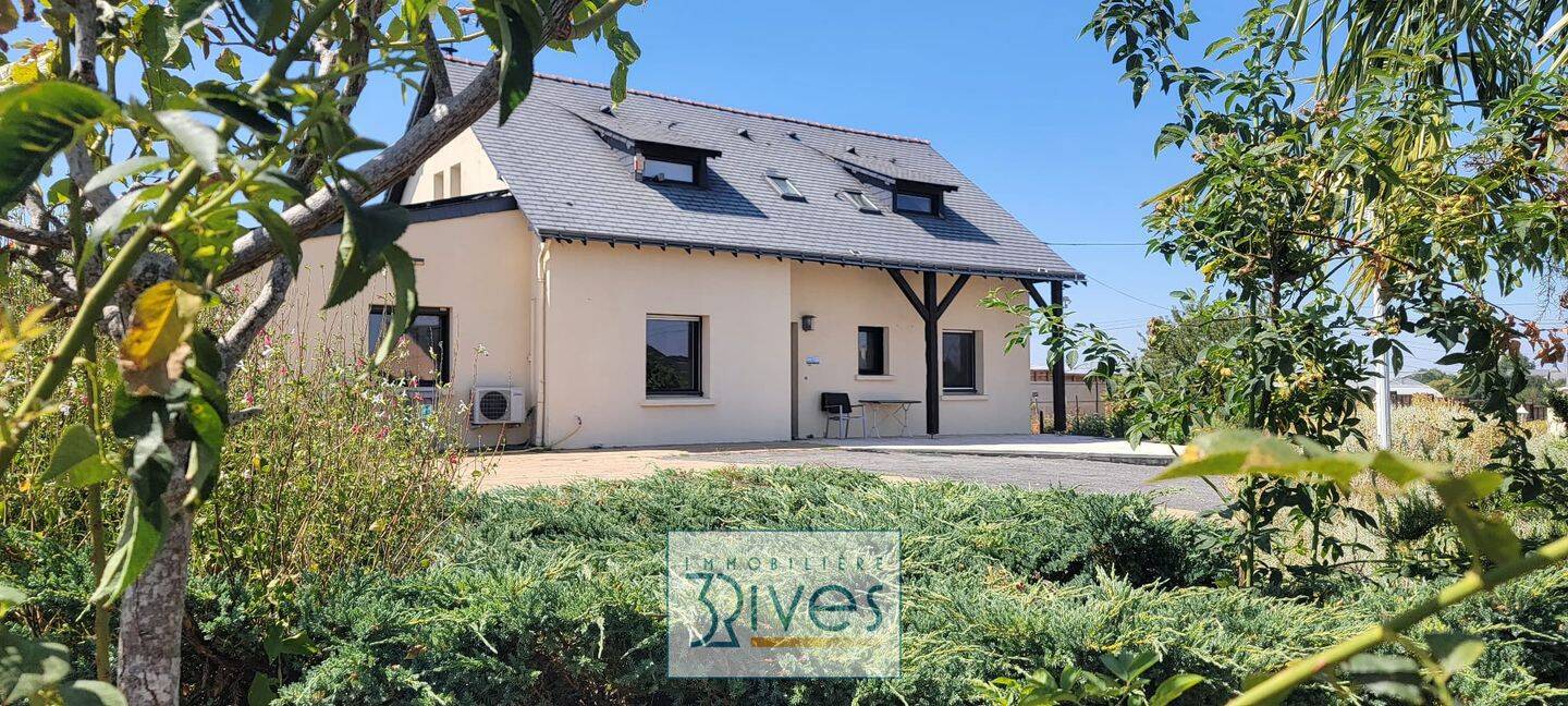 Maison 9 pièces 187 m² · à Corzé · 187 m² · 346 000 €