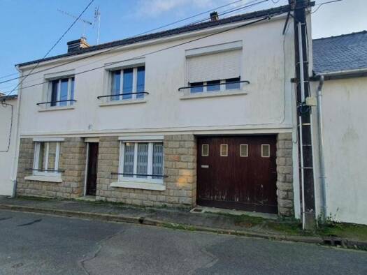 Maison à vendre 103 644 € 6 pièces 4 chambres 87 m² 195 m² de terrain Gourin 56110