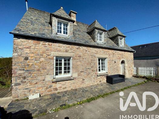 Maison à vendre 222 000 € 4 pièces 3 chambres 90 m² 1 648 m² de terrain Lanmeur 29620