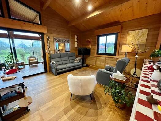 Maison à vendre 323 000 € 4 pièces 2 chambres 148 m² 1 571 m² de terrain Brantôme en Périgord 24310