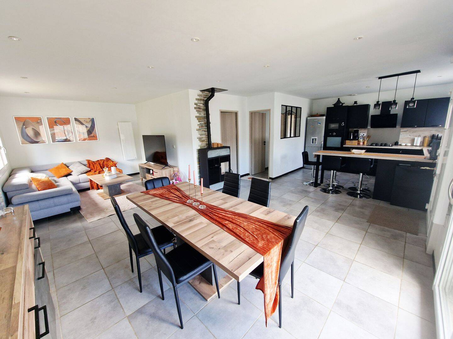 Maison 4 pièces 83 m² · à Saint-Genès-Champanelle · 83 m² · 249 000 €