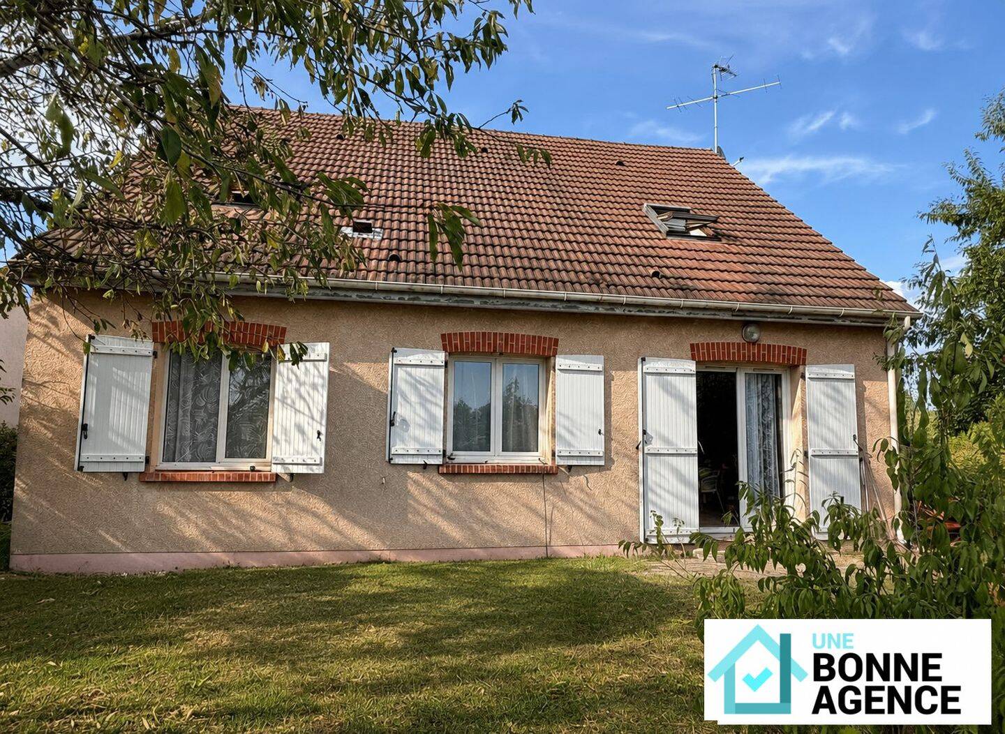 Maison 5 pièces 125 m² · à Saint-Jean-de-la-Ruelle · 125 m² · 248 900 €