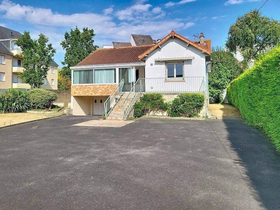 Maison 4 pièces 130 m² · à Le Mans · 130,2 m² · 183 750 €