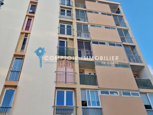 Appartement à vendre 199 500 € 5 pièces 4 chambres 82,3 m² Bastia 20200