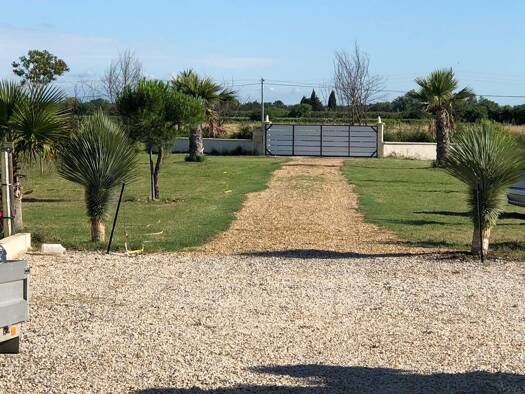 Terrain champêtre/forestier à vendre 149 000 € 1 885 m² de terrain Marsillargues 34590