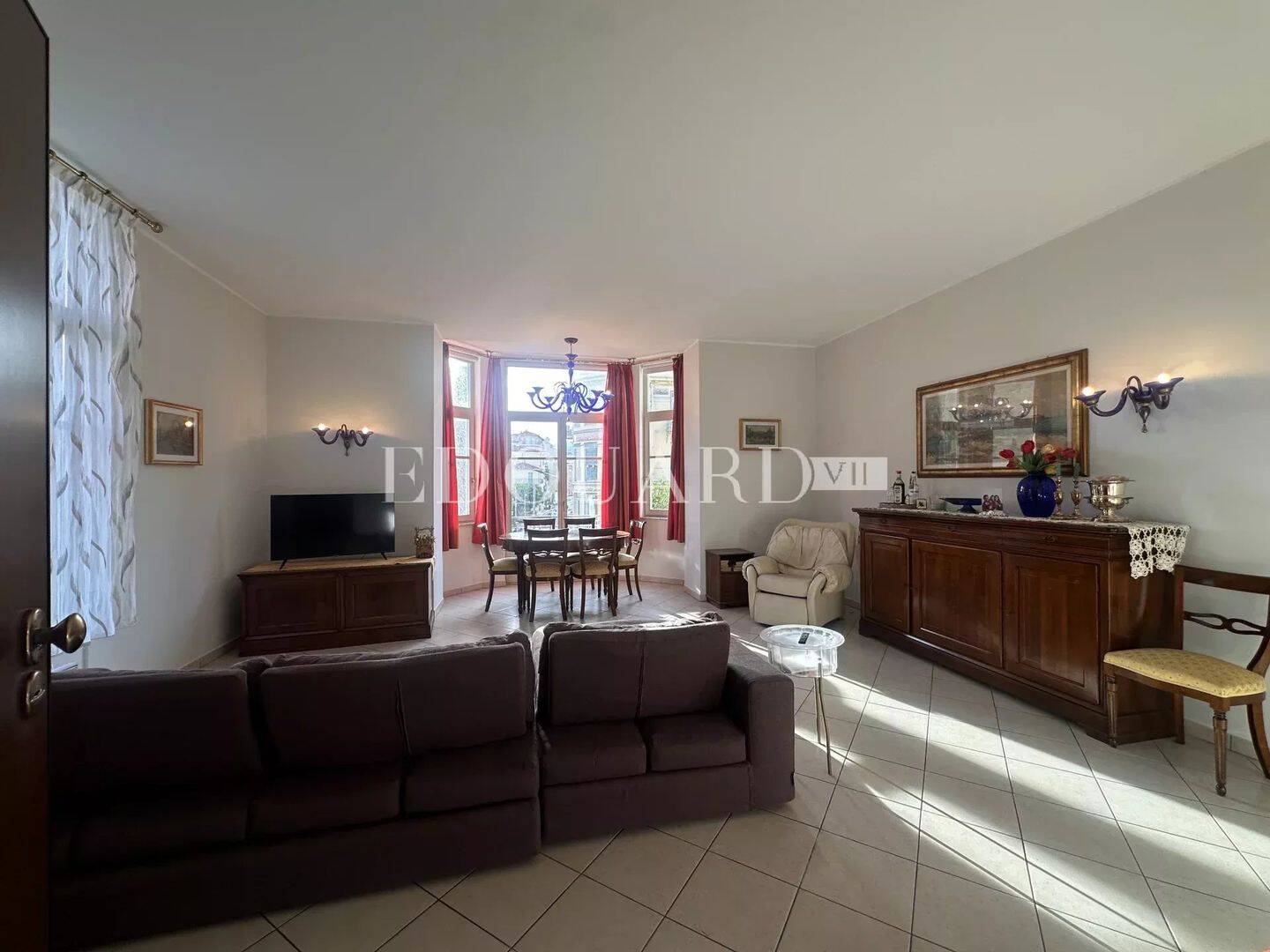 Appartement 3 pièces 86 m² · à Menton · 85,7 m² · 2 200 €