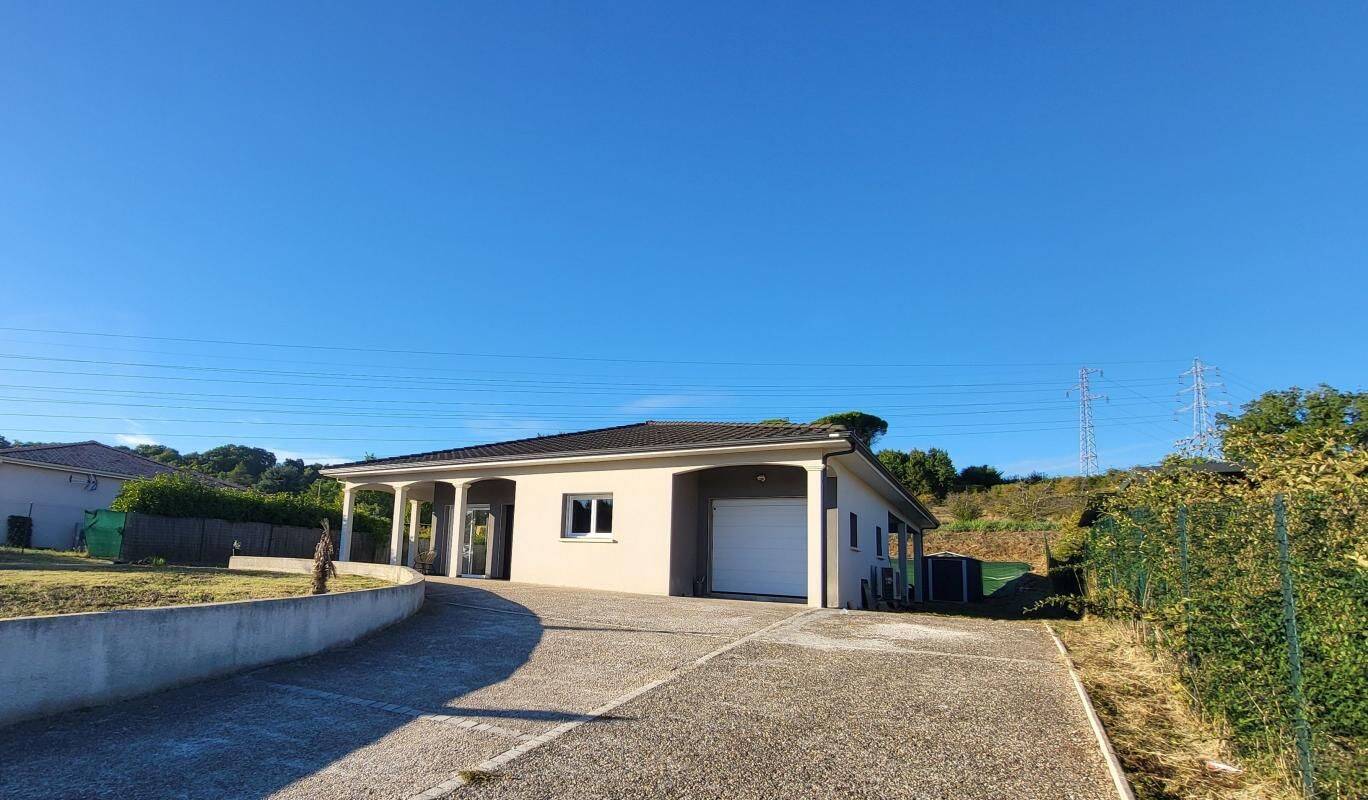 Maison 4 pièces 146 m² · à Colayrac-Saint-Cirq · 146 m² · 1 160 €/mois