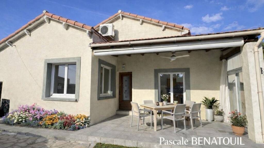 Maison de plain-pied à vendre 360 000 € 3 pièces 2 chambres 70 m² 275 m² de terrain Estroublans Vitrolles 13127