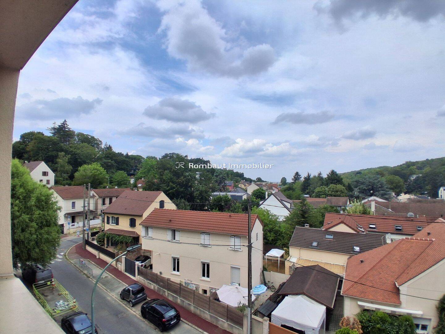 Appartement 4 pièces 72 m² · à La Celle-Saint-Cloud · 72,4 m² · 1 350 €