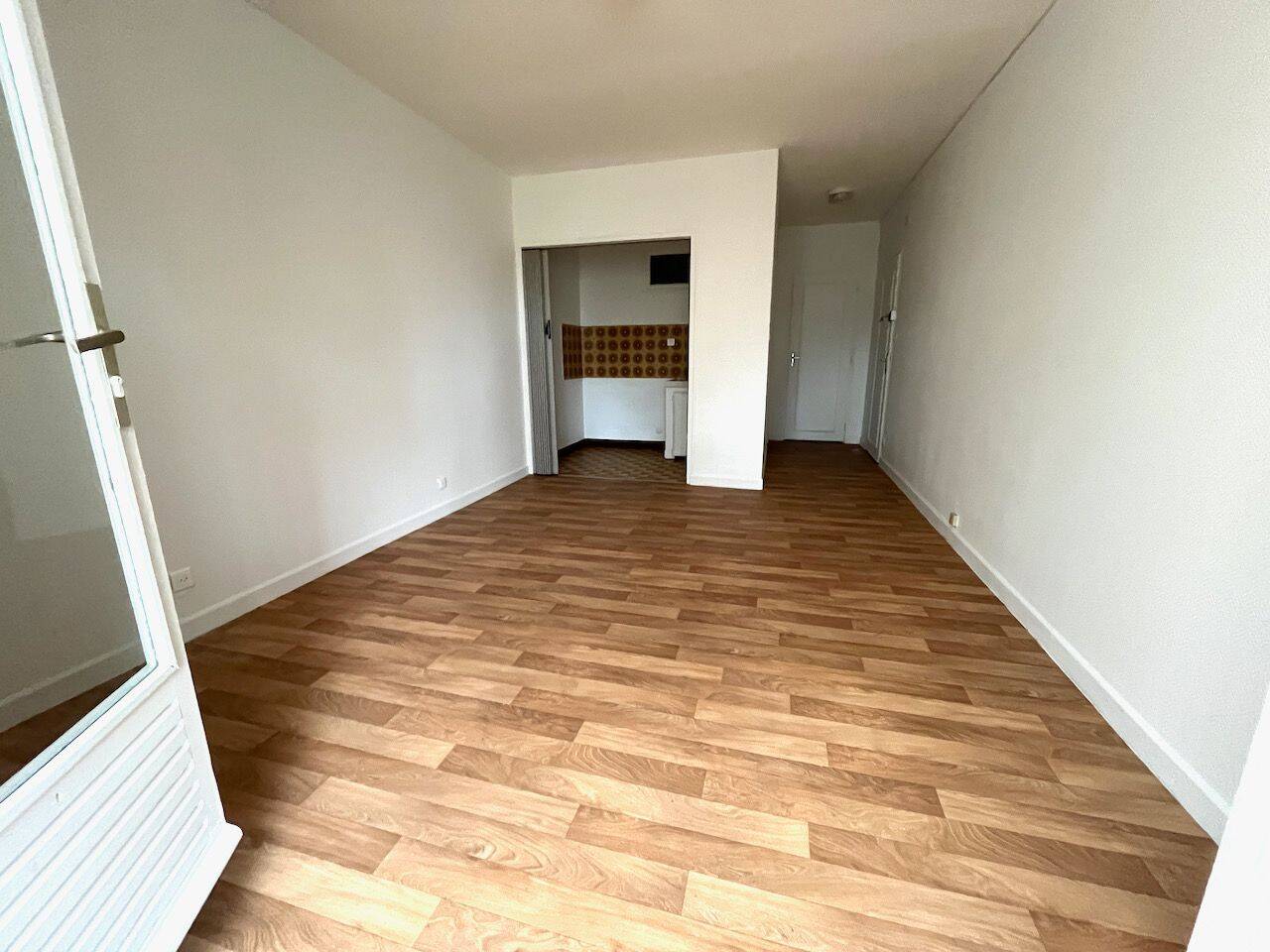 Appartement 1 pièce 25 m² · à Villeneuve-sur-Lot · 24,8 m² · 350 €
