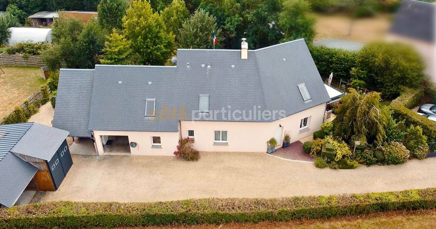 Maison 6 pièces 133 m² · à Coutances · 132,5 m² · 349 000 €