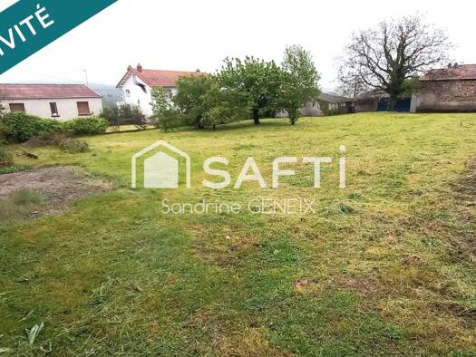 Terrain constructible à vendre 29 000 € 910 m² de terrain Auzat-la-Combelle 63570