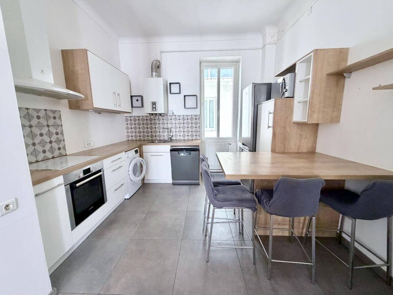 Appartement 5 pièces 119 m² · à Ajaccio · 119 m² · 485 000 €