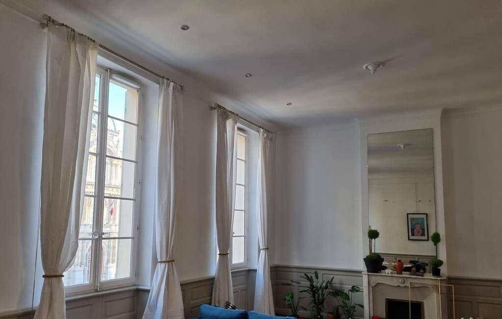 Appartement 4 pièces 140 m² · à Marseille 6ème Arrondissement · 140 m² · 2 340 €/mois