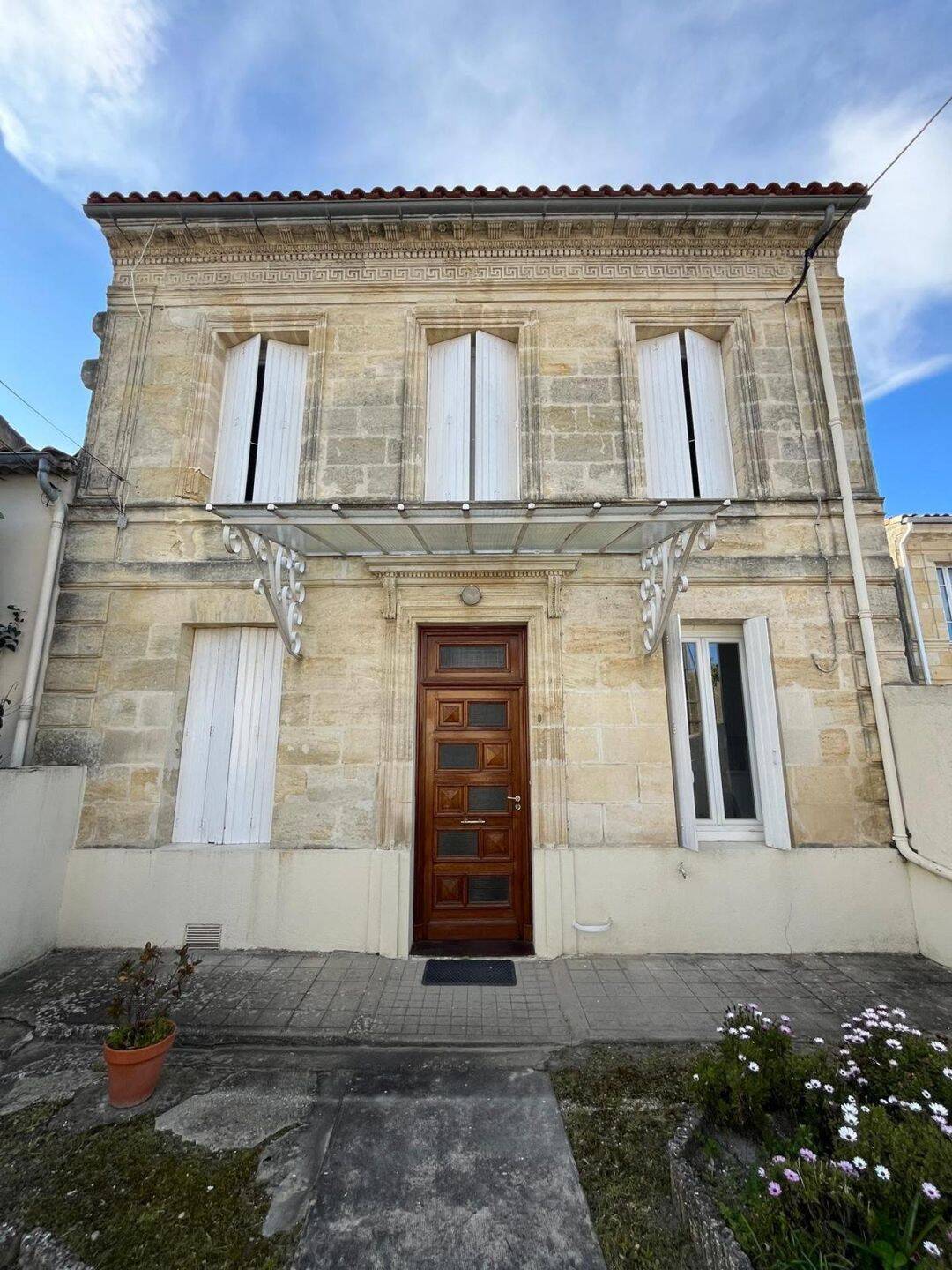 Maison 5 pièces 128 m² · à Saint-Estephe · 128 m² · 192 000 €