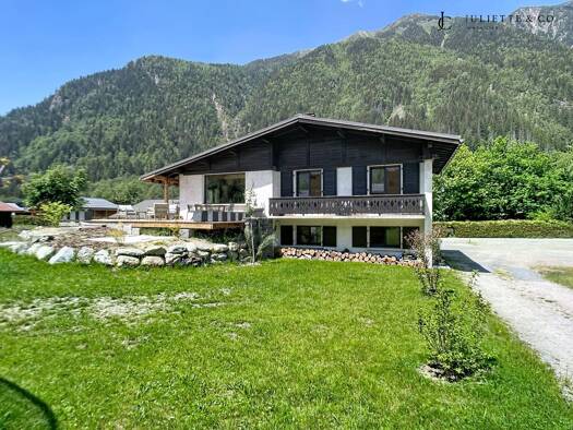 Chalet à vendre 1 749 000 € 5 pièces 4 chambres 152,4 m² 1 000 m² de terrain La Tour-Argentière-Les Praz Chamonix-Mont-Blanc 74400