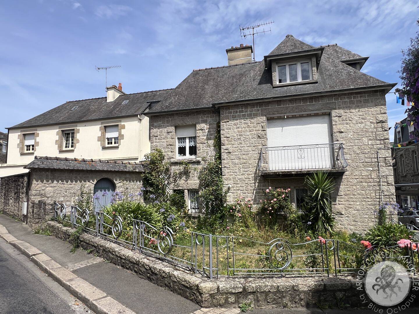 Maison 10 pièces 277 m² · à Plancoët · 277 m² · 294 000 €