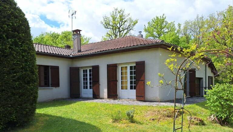 Maison 7 pièces 130 m² · à Segonzac · 130 m² · 200 000 €