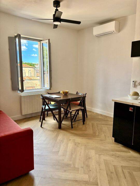 Appartement 2 pièces 44 m² · à Nîmes · 44 m² · 670 €