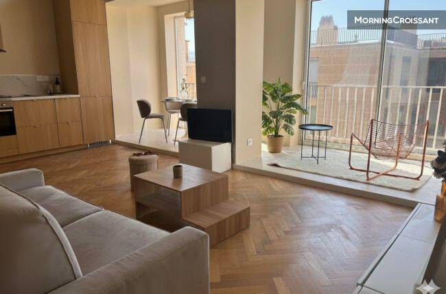 Appartement 3 pièces 80 m² · à Marseille 2ème Arrondissement · 80 m² · 2 252 €