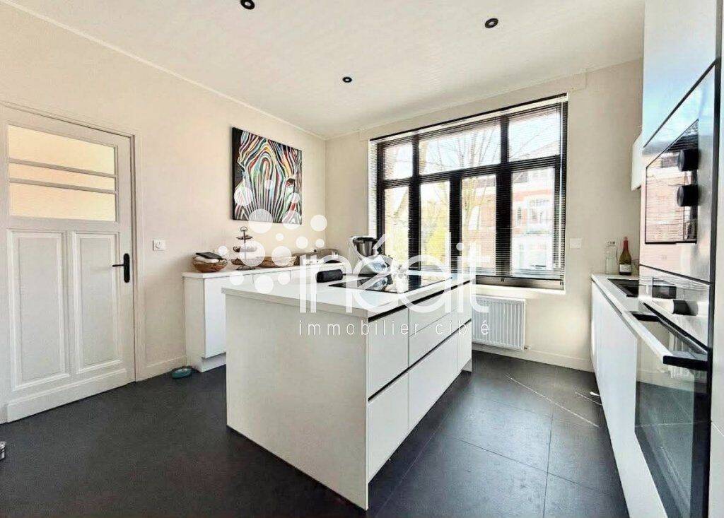 Maison 6 pièces 150 m² · à Lambersart · 150 m² · 830 000 €