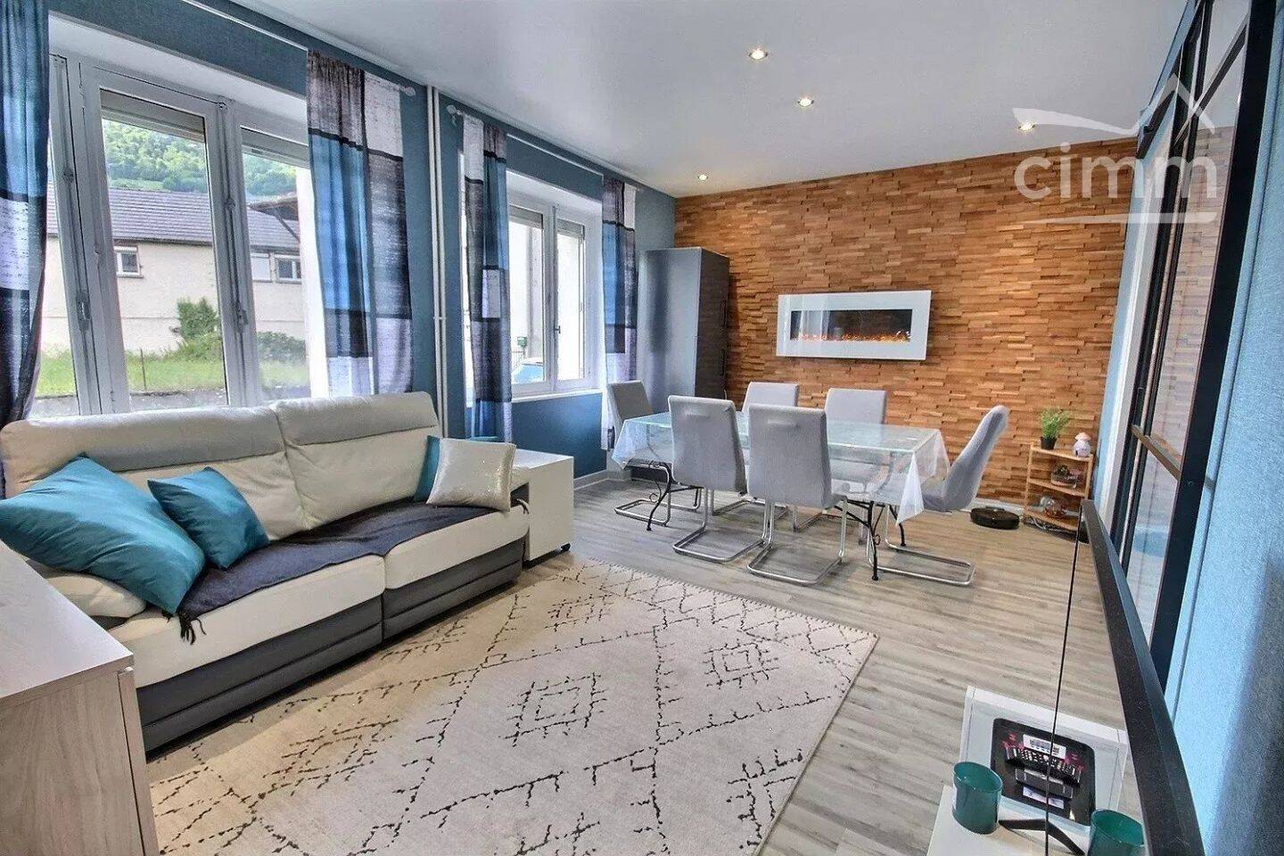 Maison 7 pièces 113 m² · à Valgelon-la Rochette · 113 m² · 262 000 €