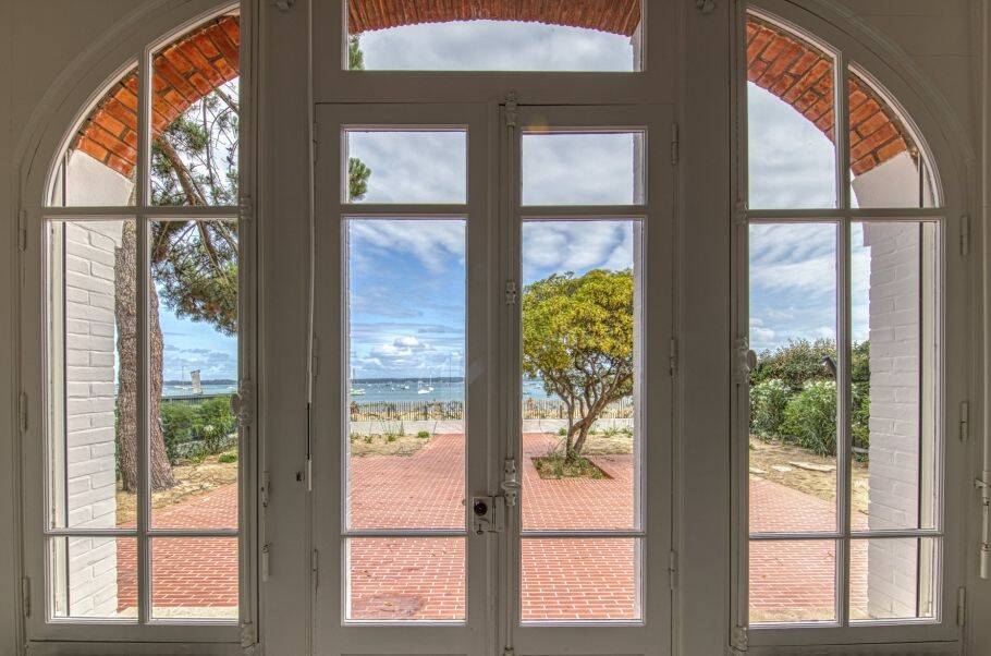 Maison 10 pièces 220 m² · à Lège-Cap-Ferret · 220 m² · 6 900 000 €